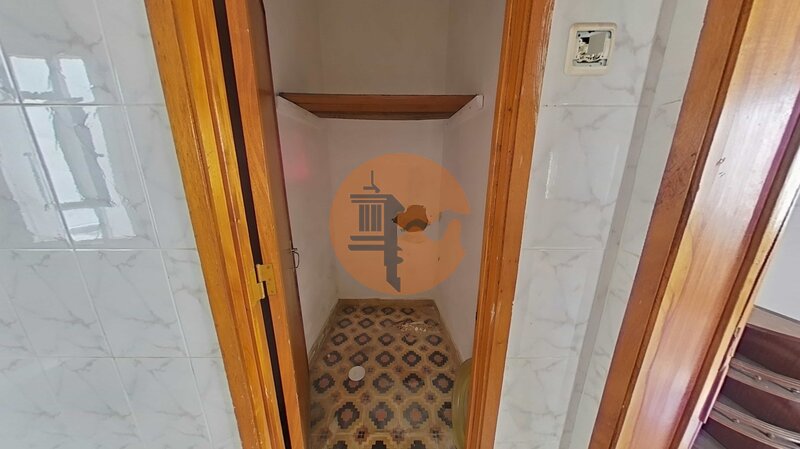 -215973607_ID294cce01-0000-0500-0000-000019932683.jpg