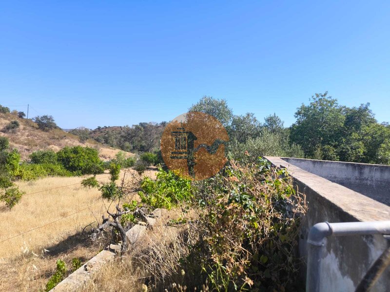 Grond Agrarisch with 15360sqm Vale do Pereiro Odeleite Castro Marim - uitstekende toegang, water, elektriciteit, tank, elektriciteit