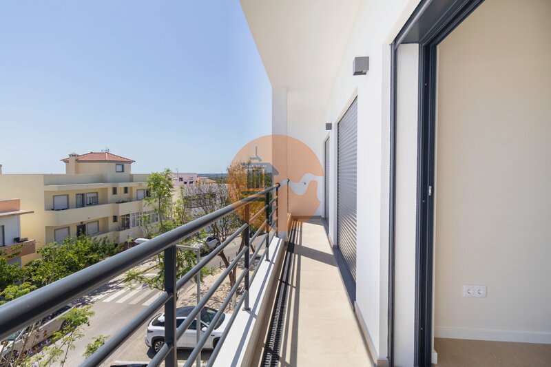 Apartment Modern sea view 2 bedrooms Moncarapacho Olhão - air conditioning, thermal insulation, sea view, garage, store room, solar panels, barbecue, equipped, double glazing