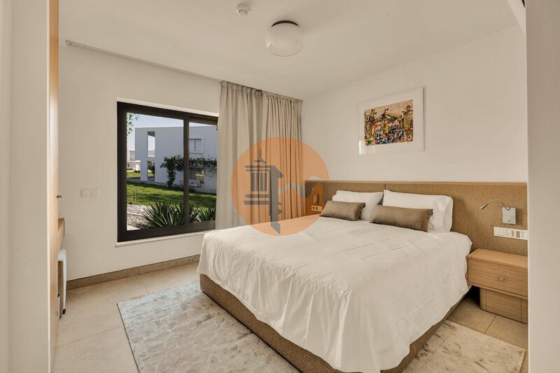 Apartment new 2 bedrooms Carvoeiro Lagoa (Algarve) - radiant floor, gardens, balconies, swimming pool, furnished, solar panels