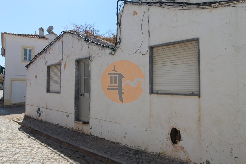 Ruina V2 en el centro Castro Marim