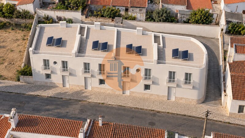 Terreno Urbano com 501.80m2 Tunes Silves - painéis solares, água, electricidade