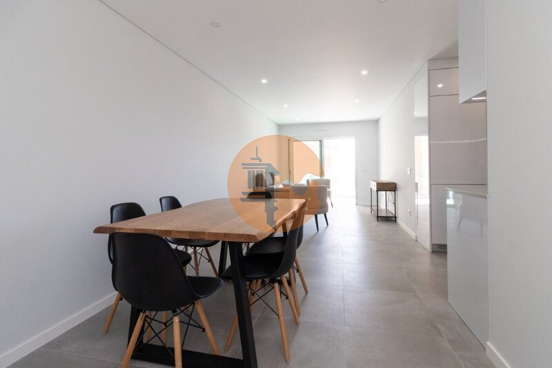 Appartement Moderne au centre T2 Monte Gordo Vila Real de Santo António - isolation thermique, climatisation, balcon, meublé