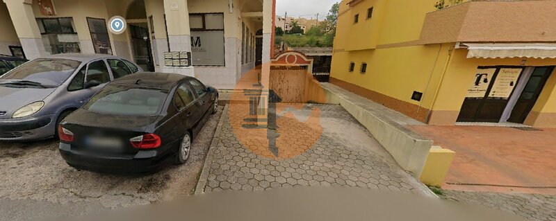 Almacén with 441sqm Ferragudo Lagoa (Algarve) - ubicación central, espacioso
