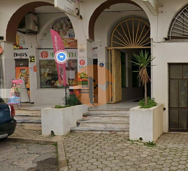 Shop in the center Ferragudo Lagoa (Algarve)