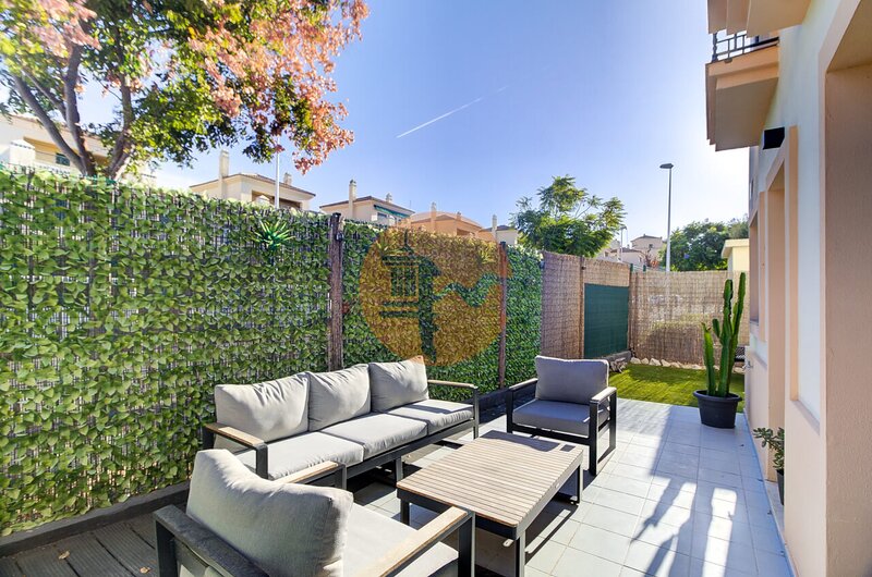 Casa Renovada en banda V3 Costa Esuri Ayamonte - comunidad privada, comunidad cerrada, pista de tenis, piscina, terrazas, jardín, balcón, doble acristalamiento, cocina equipada, videovigilancia