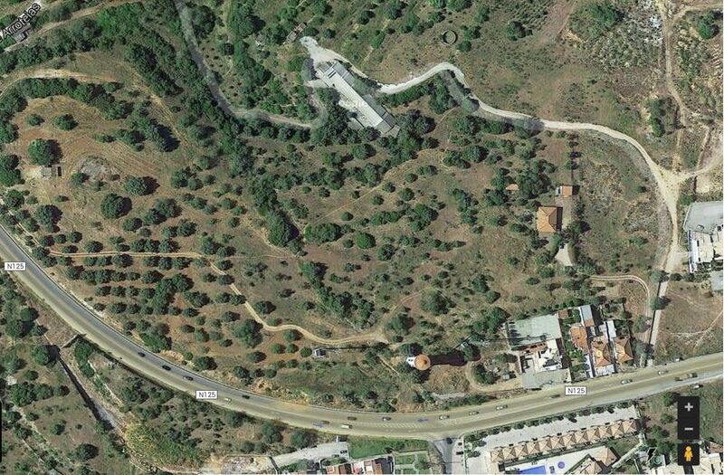 Land with 2560sqm Pêra Silves - water, electricity