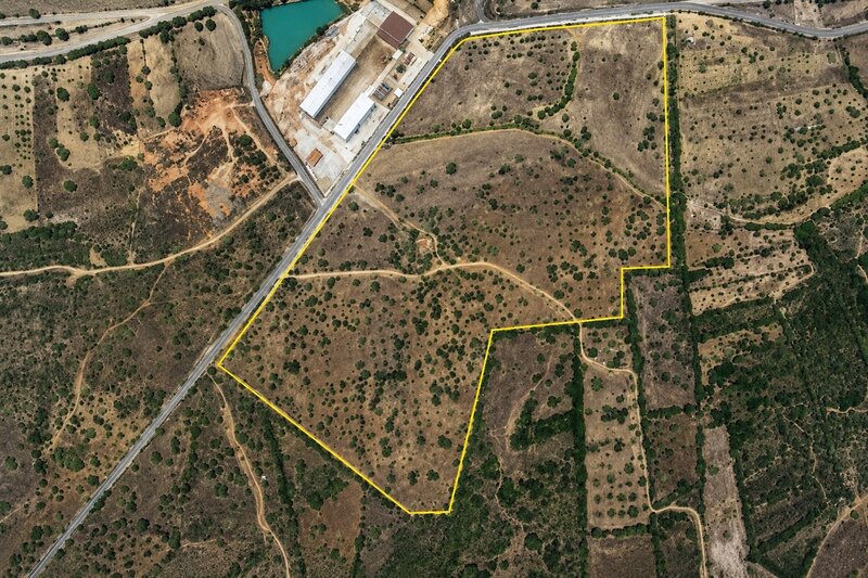 Land with 156800sqm Várzea Algoz Silves