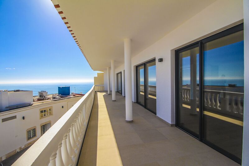 Apartamento T4 Cidade Albufeira - terraço, vidros duplos, piscina, ar condicionado, equipado