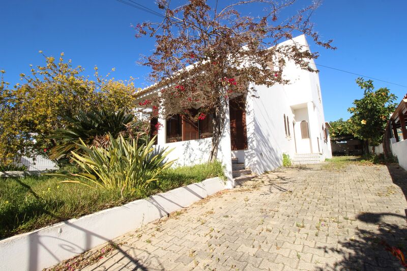 House Semidetached in the center V3 Armação de Pêra Silves - fireplace, terrace, swimming pool, garage, barbecue, garden, parking lot