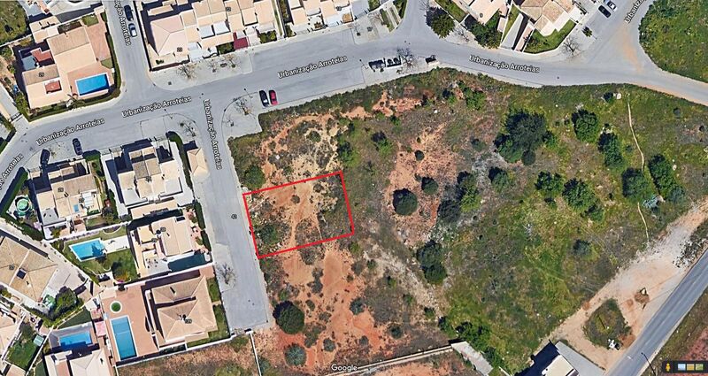 Plot of land near the beach Pêra Silves