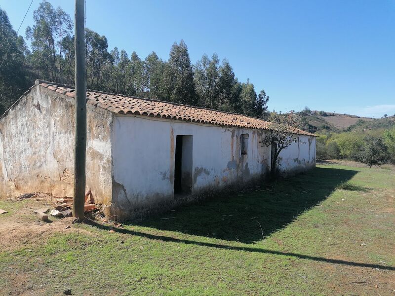 Casa para recuperar V3 Pereiras-Gare Santa Clara-a-Velha Odemira