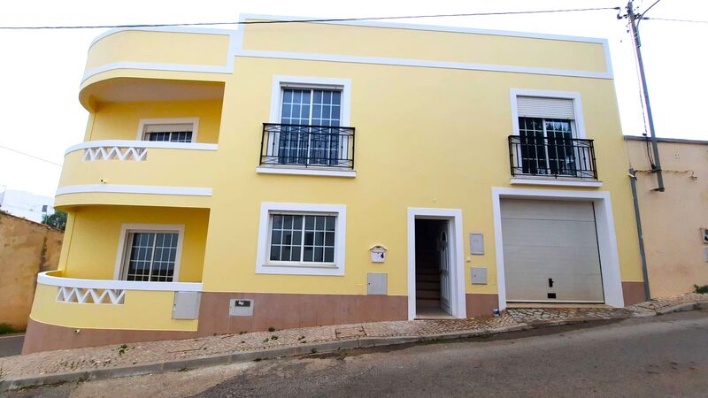House Typical in the center 3 bedrooms Santa Margarida Alte Loulé - air conditioning, store room, balcony, backyard, garage, double glazing