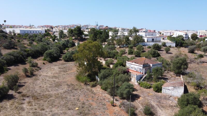 Terreno Urbano com 30190m2 Lagoa (Algarve) - luz, água