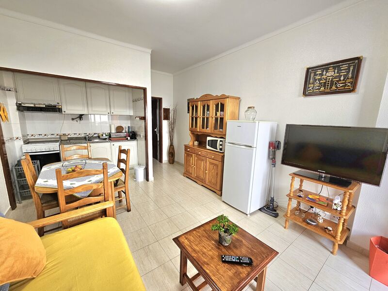 Apartamento T1 Armação de Pêra Silves - equipado, mobilado, marquise