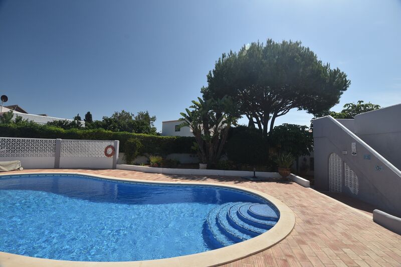 House V4+1 Lagoa (Algarve) - barbecue, sea view, air conditioning, solar heating, swimming pool