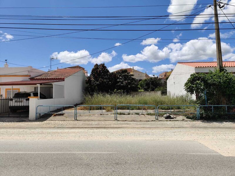 Plot of land new with 358sqm Silves