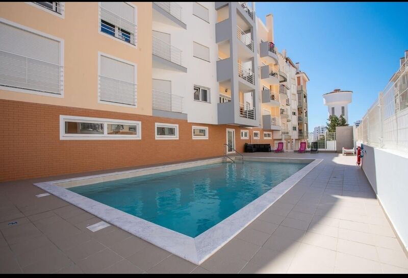 Apartamento T1 Armação de Pêra Silves - varanda, garagem, piscina, vidros duplos, bbq, cozinha equipada, ar condicionado