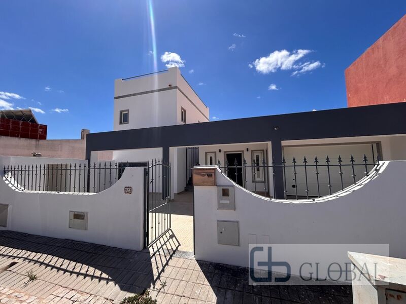 House townhouse 4 bedrooms Urbanização Pontalgar Mexilhoeira Grande Portimão - sea view