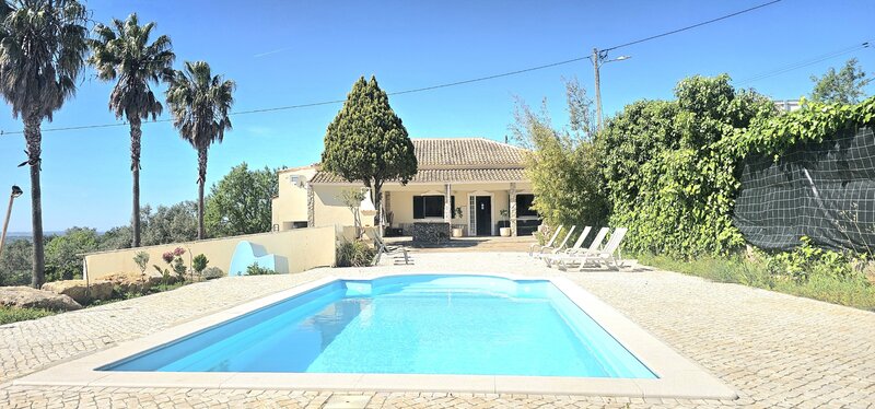 House 3 bedrooms Messines de Baixo São Bartolomeu de Messines Silves - barbecue, swimming pool, marquee, sea view, fireplace, garden, garage, quiet area