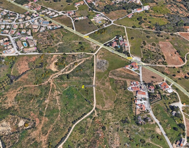 Land Rustic with 7120sqm Porches Lagoa (Algarve)