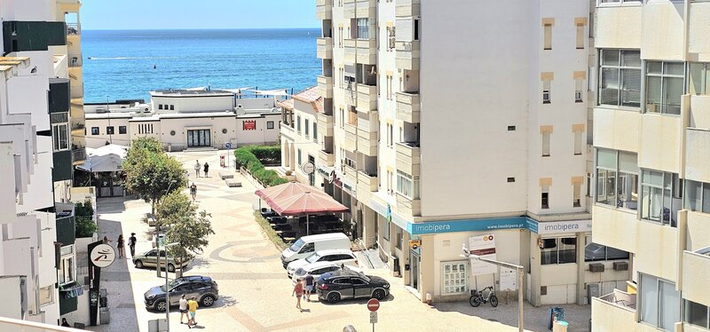 Apartment 2 bedrooms Avenida Beira Mar Armação de Pêra Silves - sea view, garage, furnished, terrace, equipped