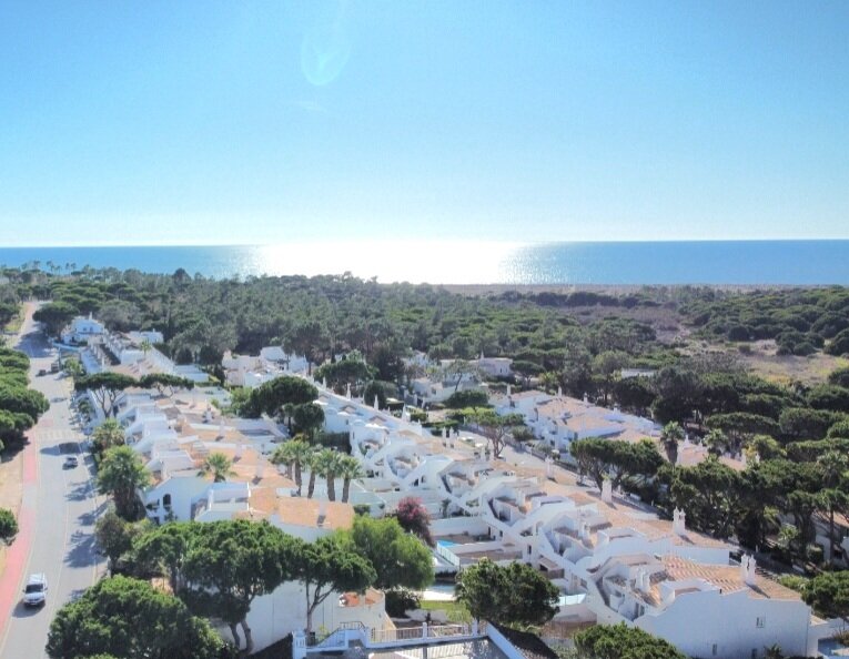 House Renovated 4 bedrooms Ancão Almancil Loulé - swimming pool, garden, balconies, barbecue