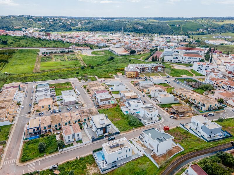 Plot Urban with 497sqm Silves