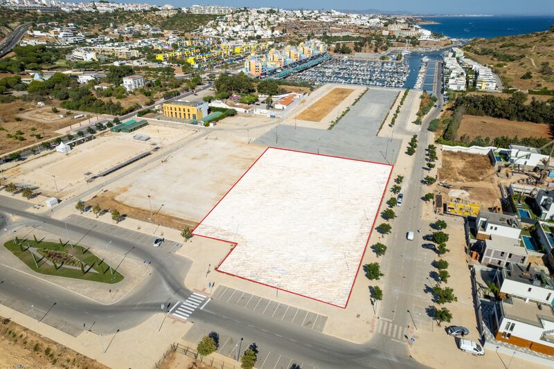 9 580 m²  Land plot in Albufeira
