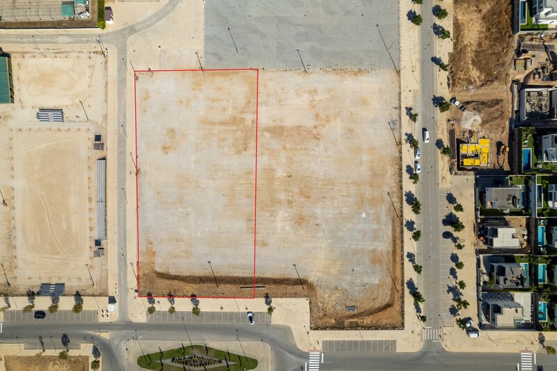 6 420 m&sup2;  Land plot with swimming pool in Albufeira