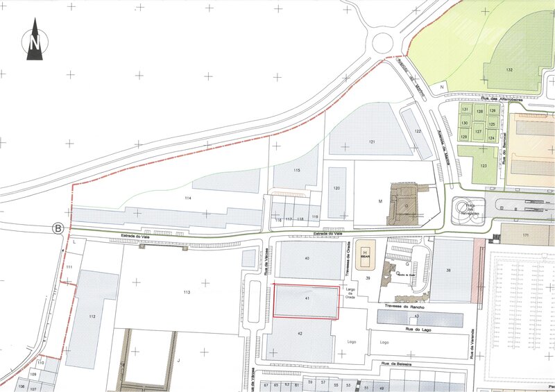 6 420 m&sup2;  Land plot with swimming pool in Albufeira