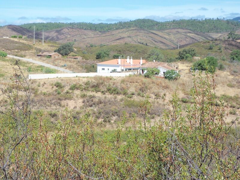 1 bedroom126 000 m²  Land plot in Portimão