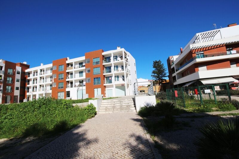  Commercial area in Silves