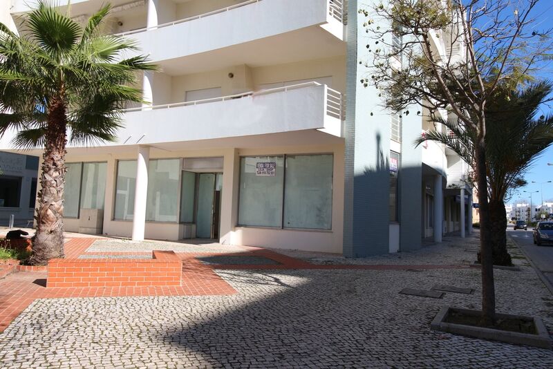  Commercial area in Silves