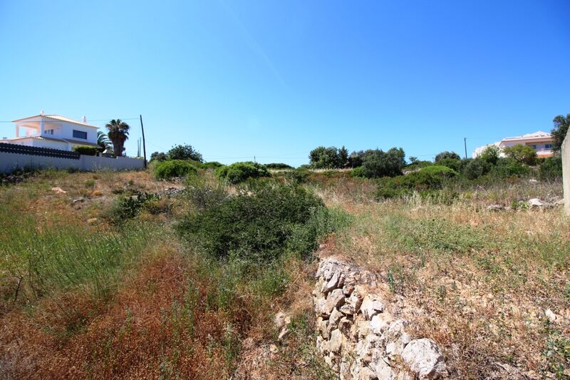 9 540 m²  Land plot with swimming pool in Albufeira