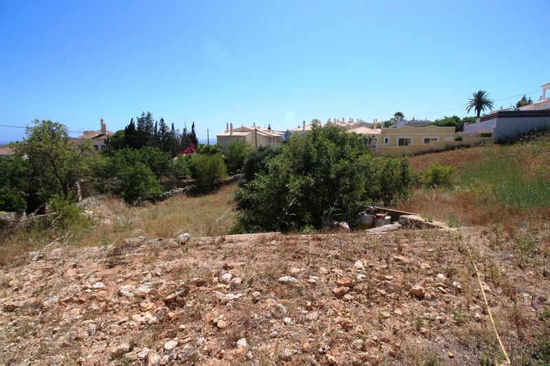 9 540 m²  Land plot with swimming pool in Albufeira