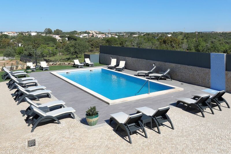 Moradia com 335 m² e 10 quartos à venda em Albufeira, Algarve 