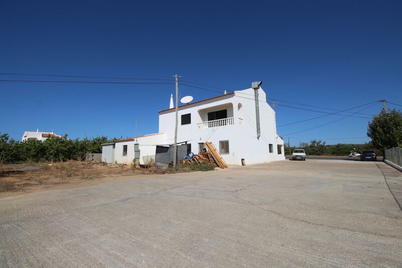 2 bedroom Commercial area in Albufeira