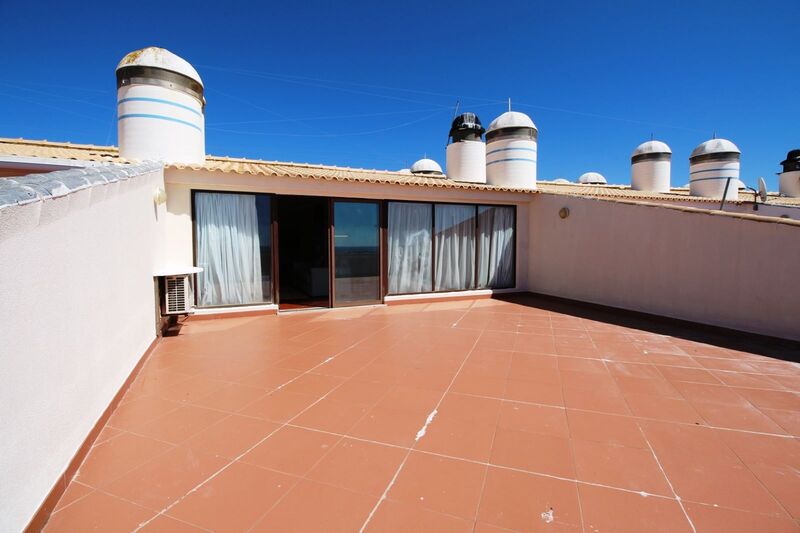 2 bedroom Apartment with swimming pool in Albufeira