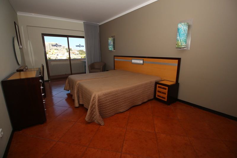 Apartamento com 2 quartos e piscina em Albufeira
