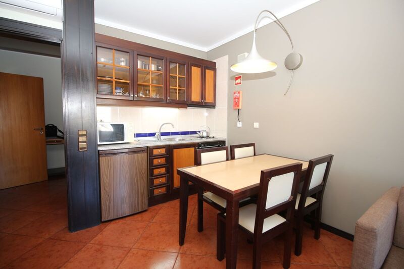 Apartamento com 2 quartos e piscina em Albufeira