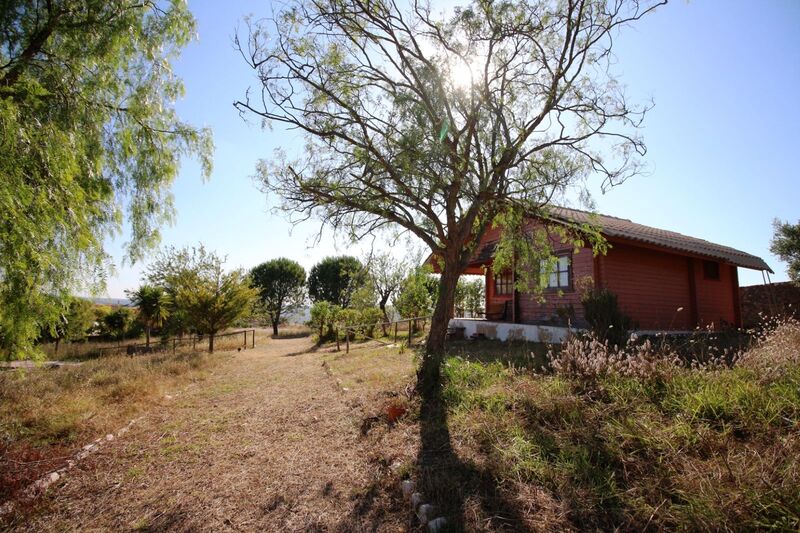 7 bedroom20 280 m²  Land plot in Silves