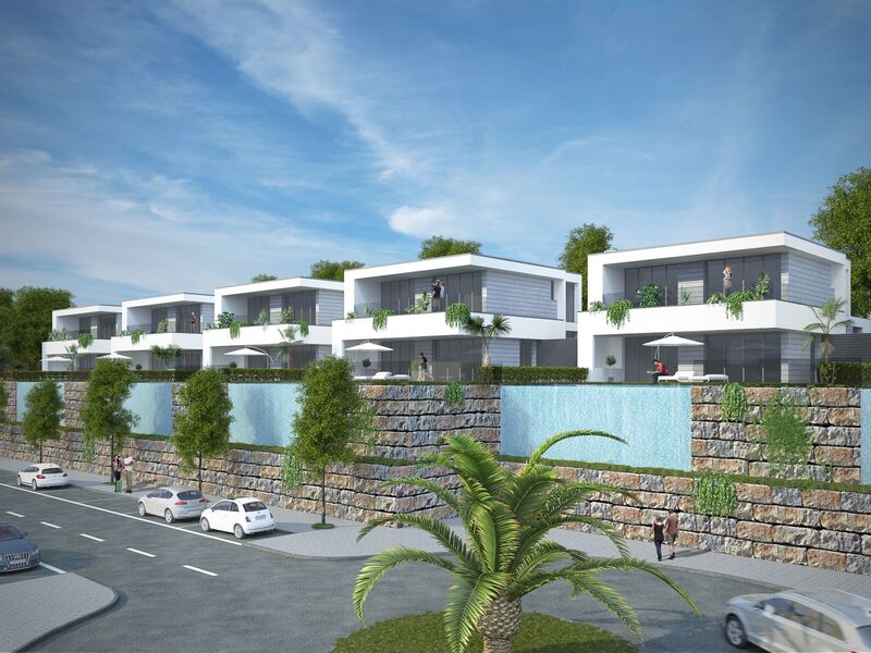 Lote de Terreno com 16 689 m²  em Albufeira