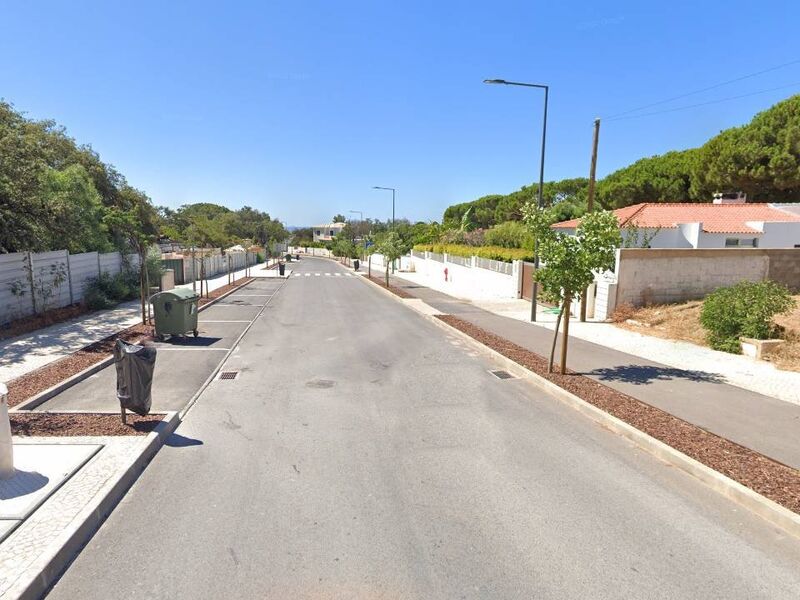 20 123 m²  Land plot with swimming pool in Albufeira