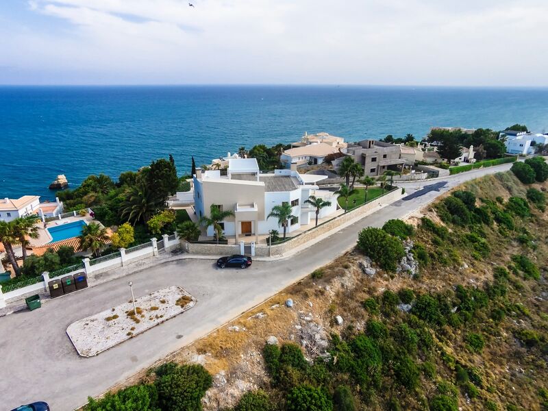 5 bedroom House with swimming pool in Albufeira