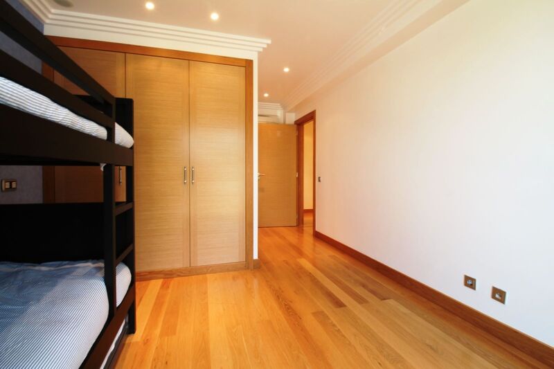 5 bedroom House with swimming pool in Albufeira