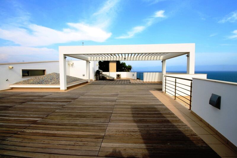 5 bedroom House with swimming pool in Albufeira