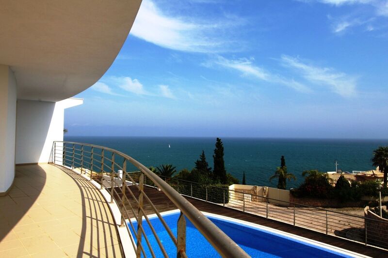 5 bedroom House with swimming pool in Albufeira