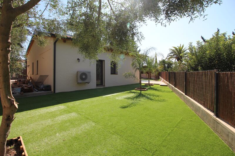 Moradia com 115 m² e 2 quartos com piscina à venda em Silves, Algarve 