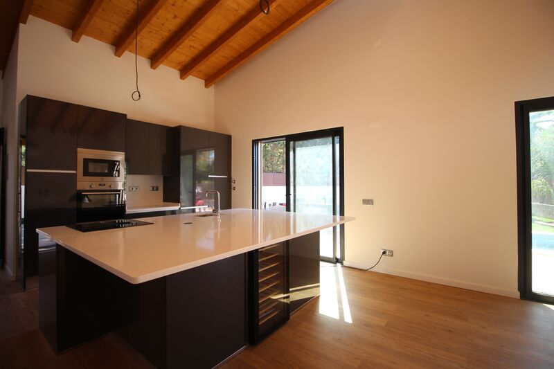 2 bedroom House with swimming pool in Silves
